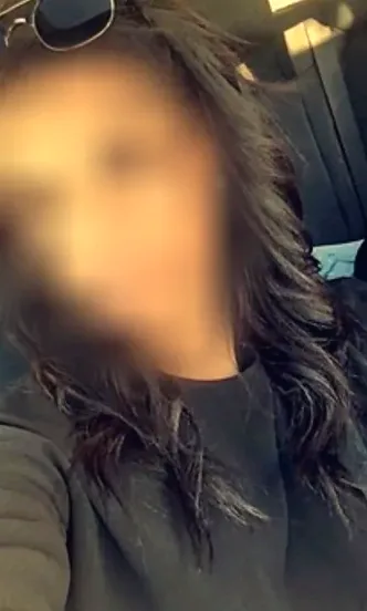 Cara, 20