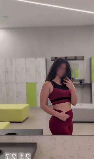 Chiara, 28
