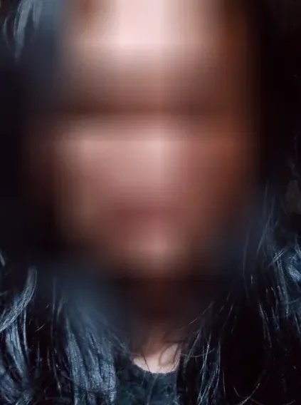 Katrin, 32