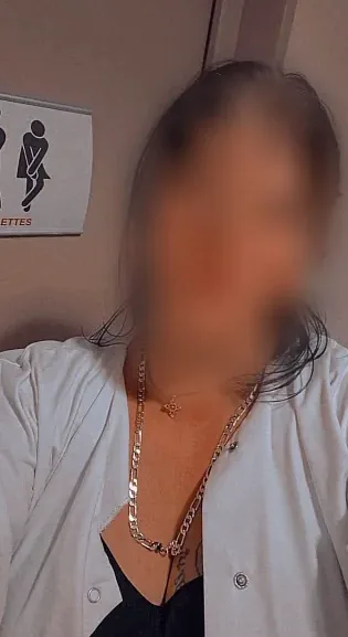 Klara, 33