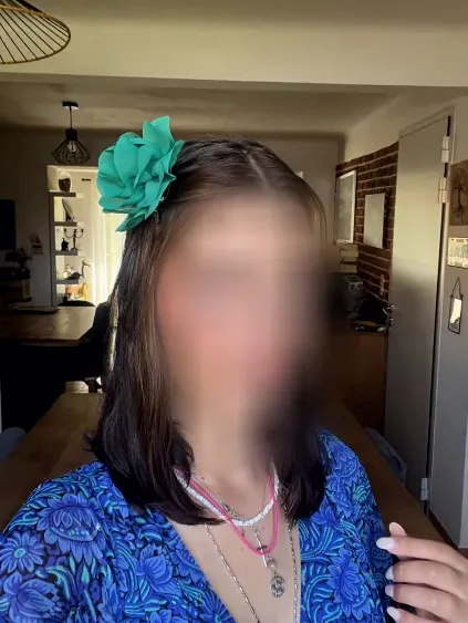 Lucia, 23