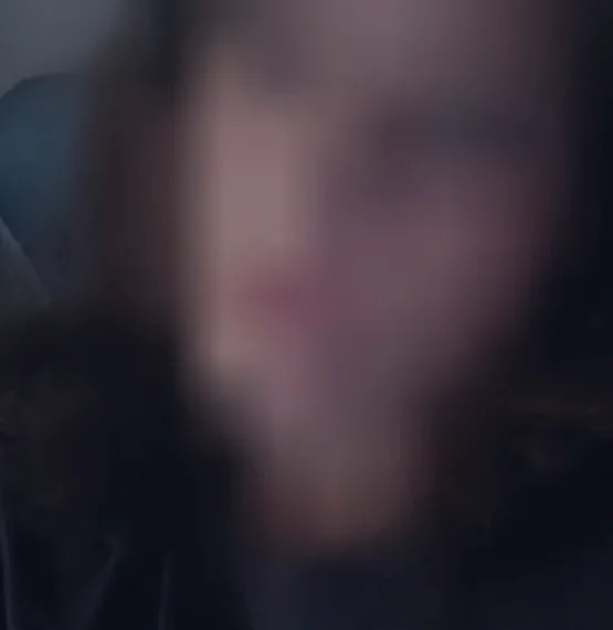 Nadine, 21
